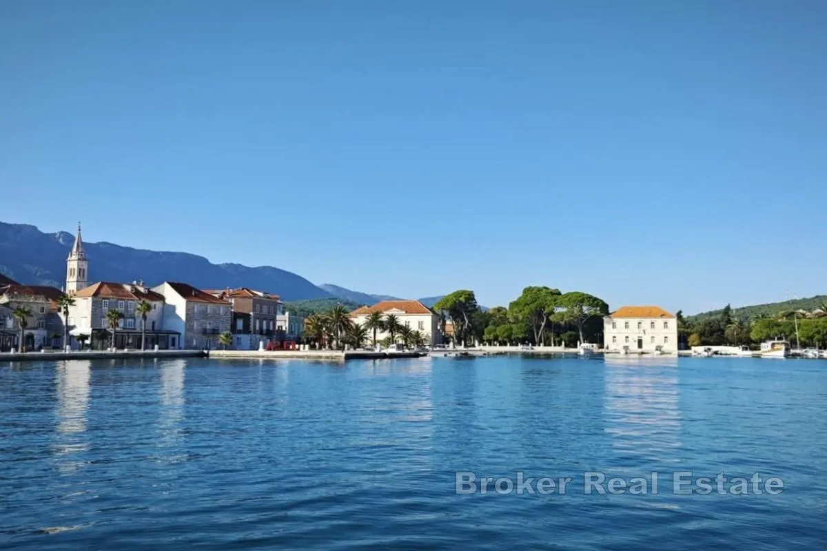 dvije kamene kuće za obnovu - centar mjesta, blizina mora - slika 6