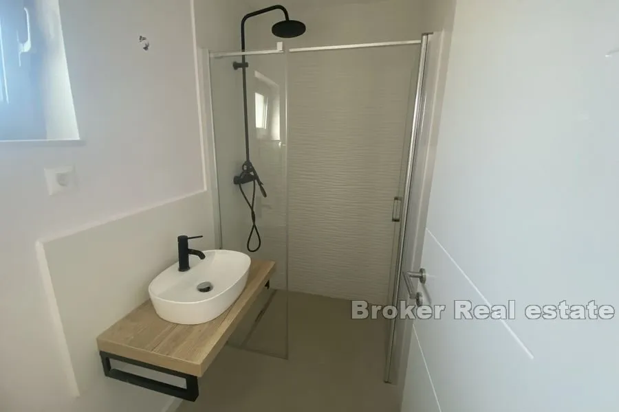 penthouse s otvorenim pogledom na more - slika 6