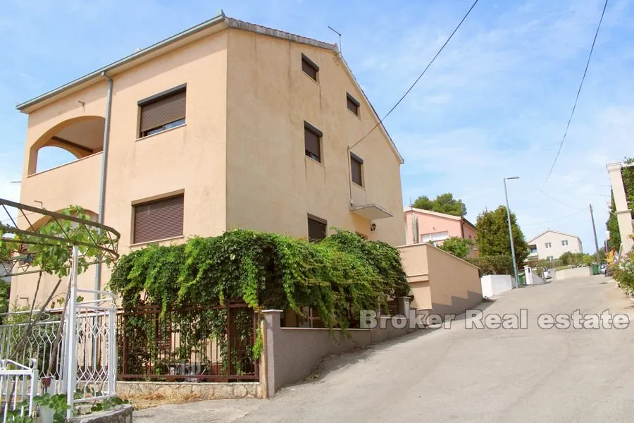 Apartmanska kuća s pogledom na more - Žedno, Trogir