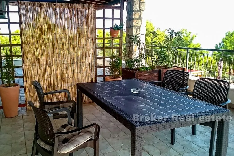 apartmanska kuća s pogledom na more - slika 7