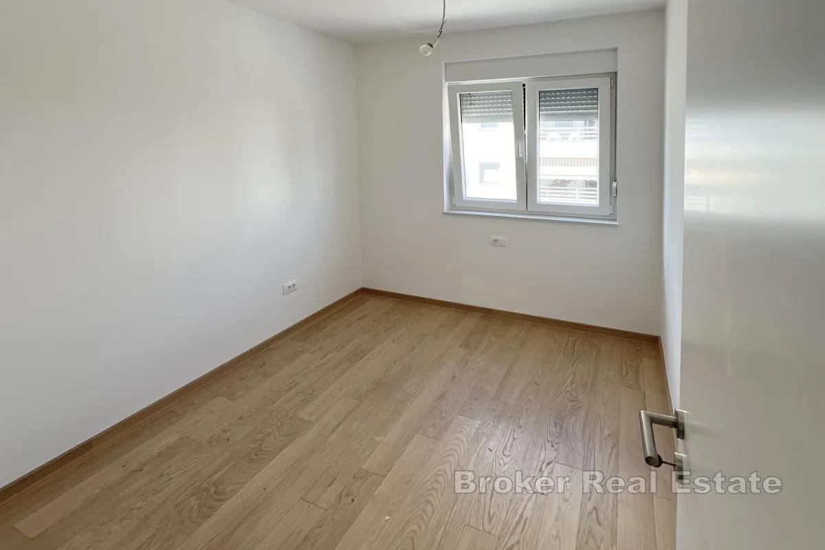 dvoetažni penthouse s panoramskim pogledom na more - slika 20