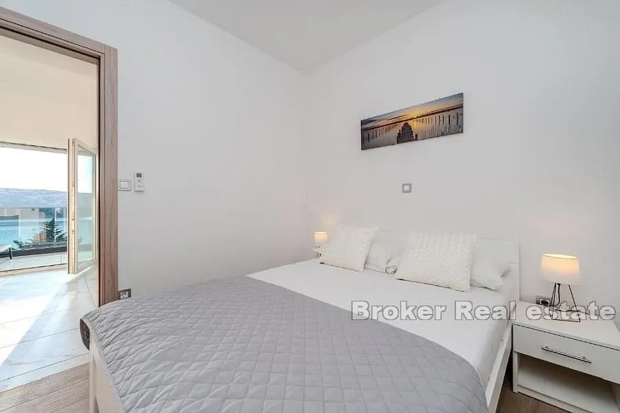 moderna nekretnina s tri apartmana - slika 6