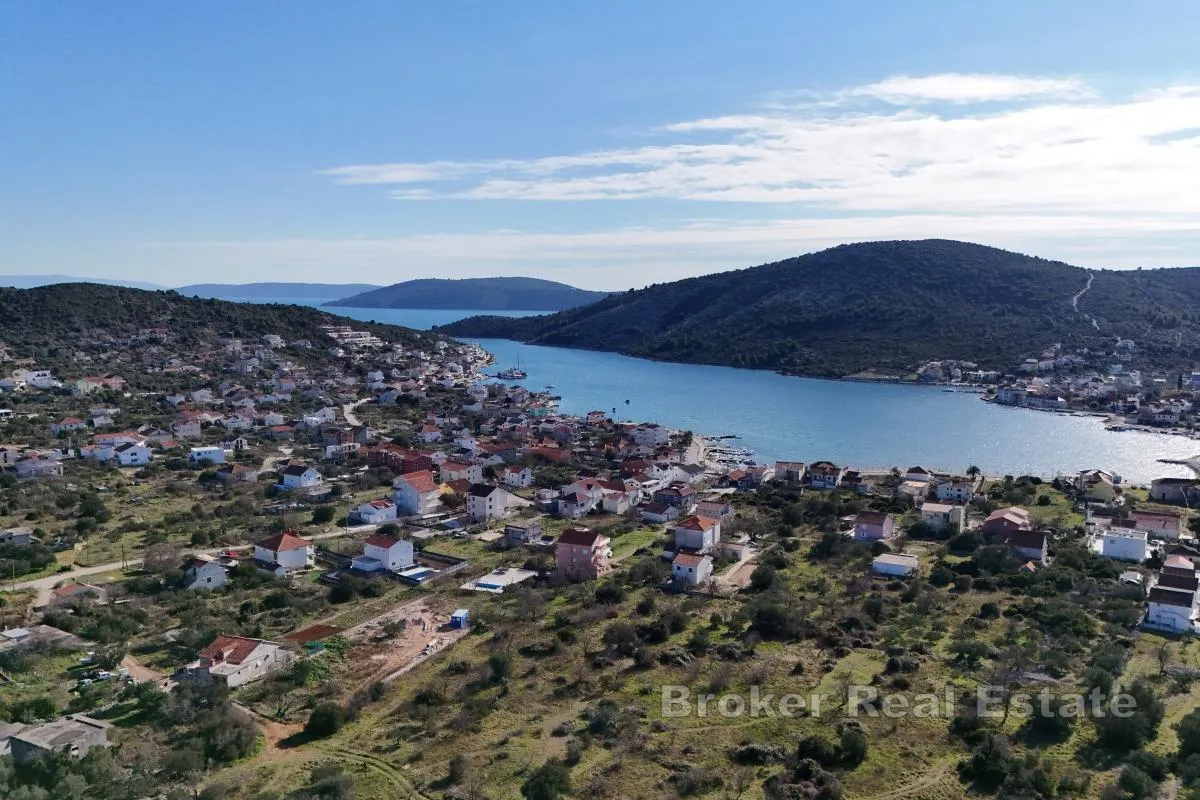 Građevinsko zemljište s pogledom na more - Trogir