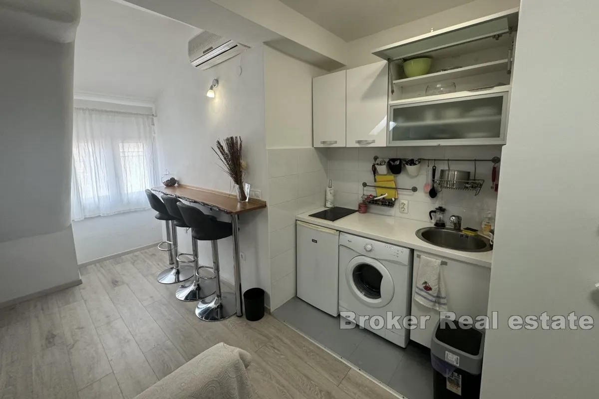 jedinstveni apartmani u centru grada - slika 9