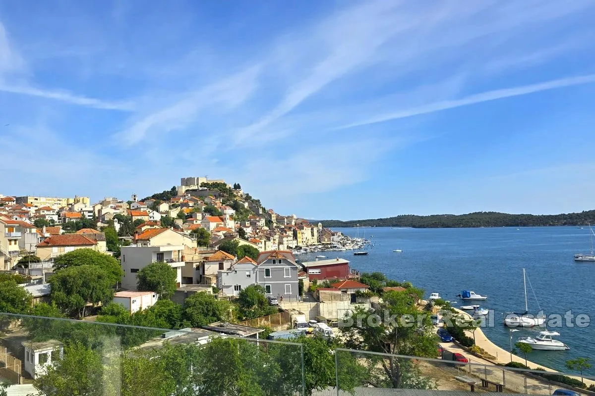 apartman s pogledom na more - slika 1