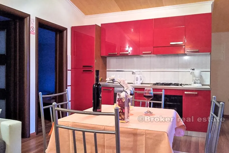 apartmanska kuća s pogledom na more, prodaja - slika 9