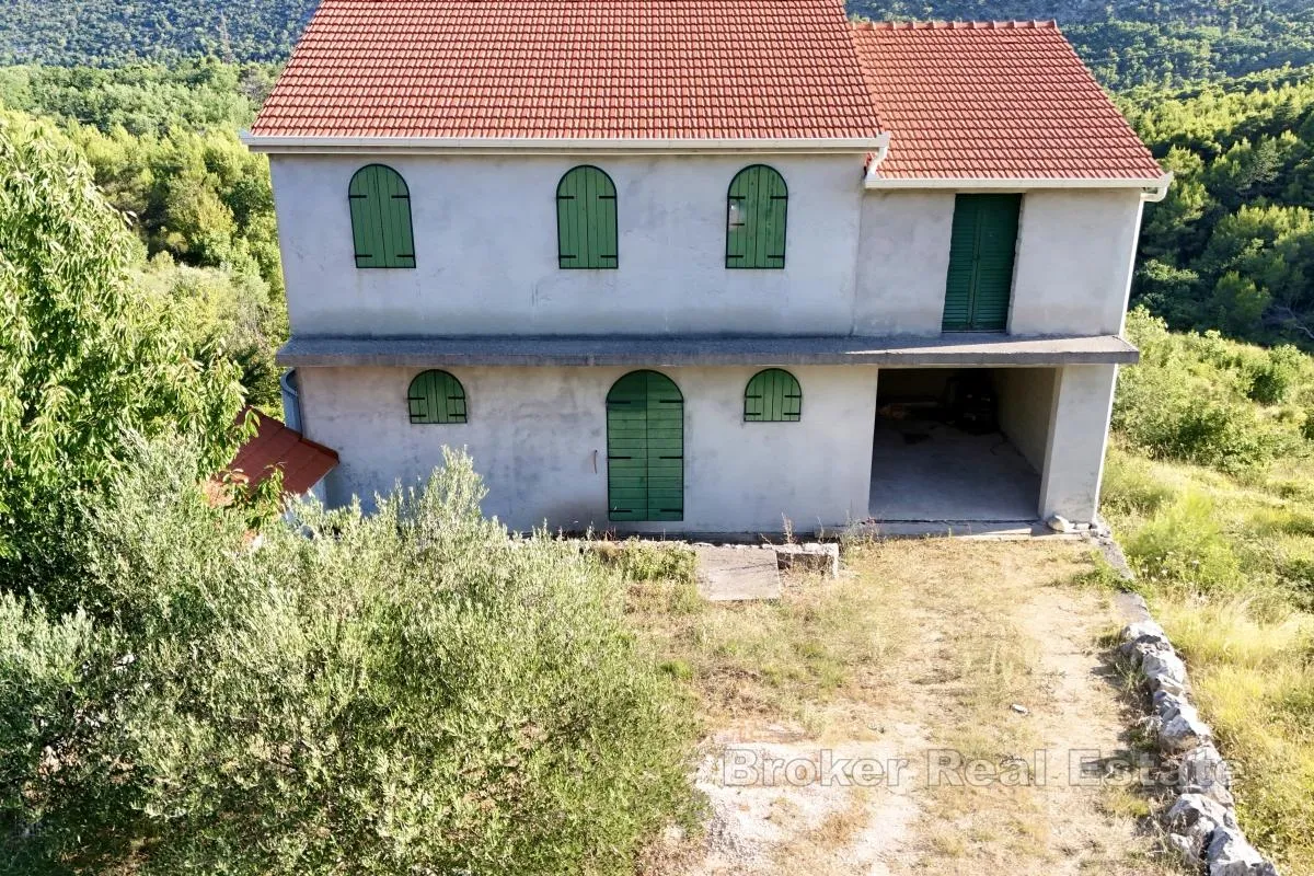 samostojeća kuća u roh-bau izvedbi - slika 4