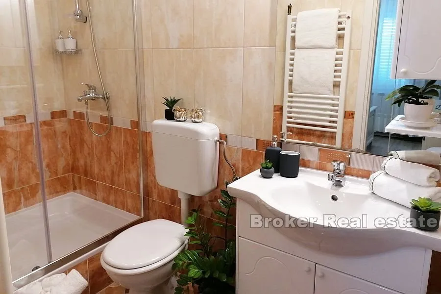 apartmanska kuća s pogledom na more - slika 16