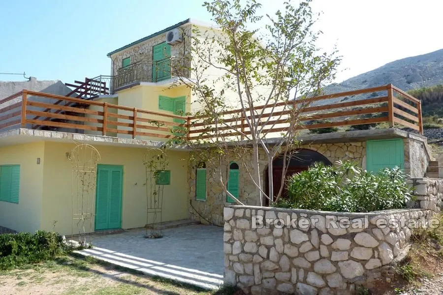apartmanska kuća s pogledom na more - slika 2