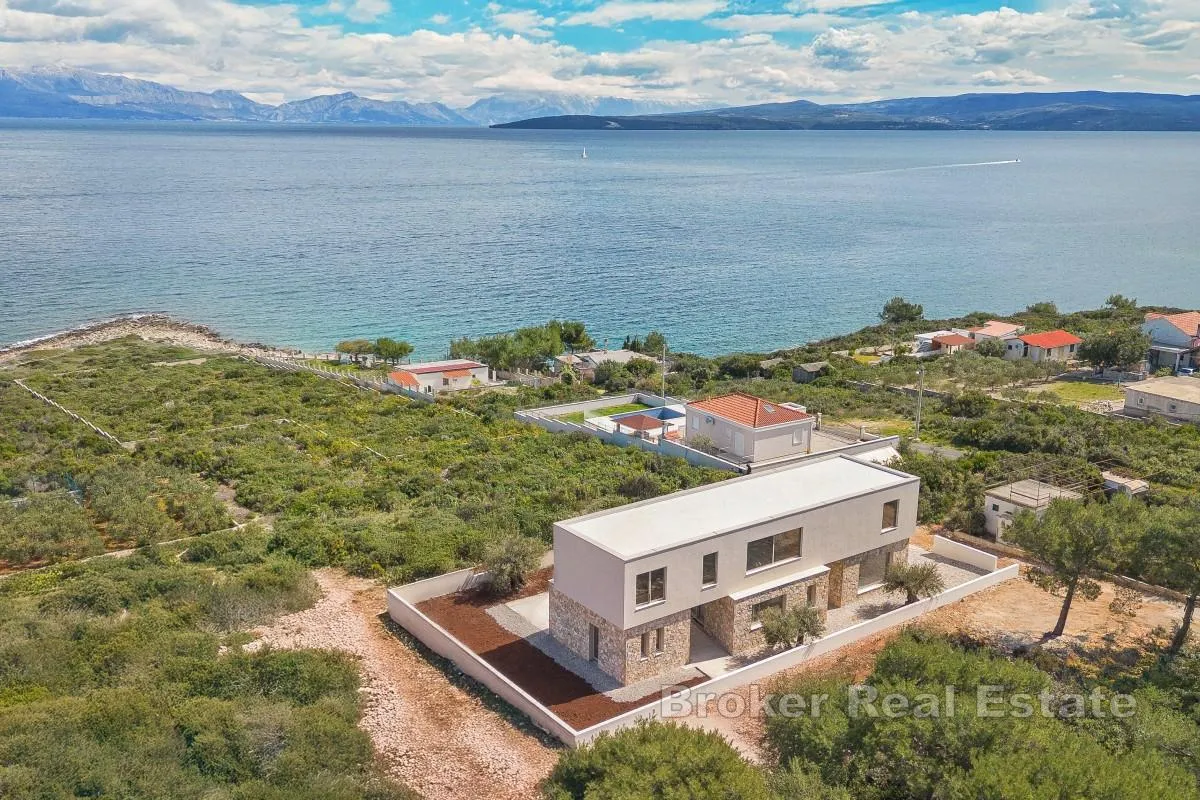 moderna vila na mirnoj lokaciji s otvorenim pogledom na more - slika 2