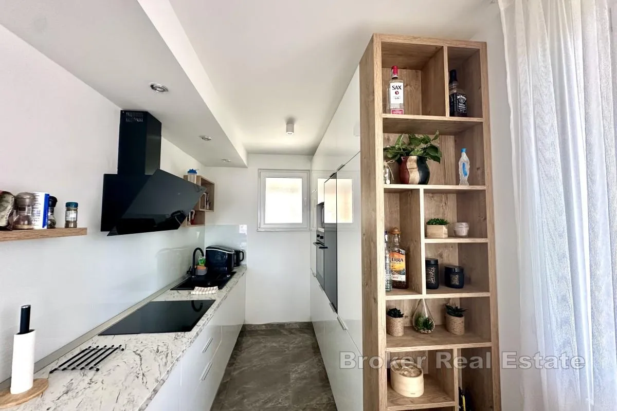 dvoetažni penthouse s pogledom na more - slika 3