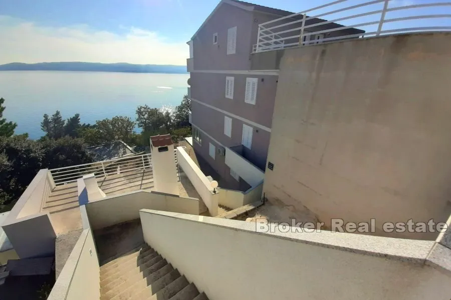 trosoban apartman s vrtom i pogledom na more - slika 14