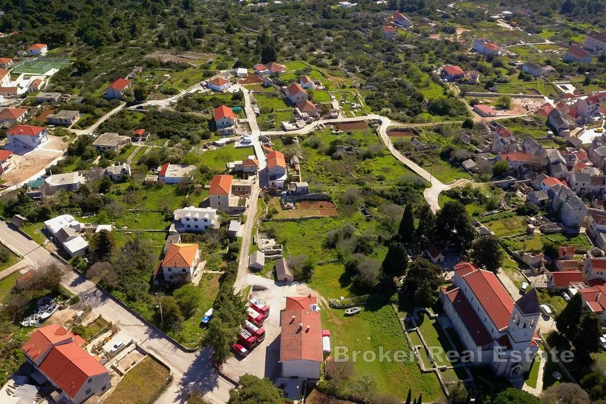 građevinsko zemljište s građevinskom dozvolom - slika 2