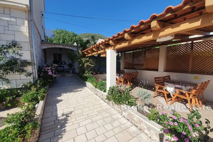 apartmanska kuća sa pogledom na more - slika 4