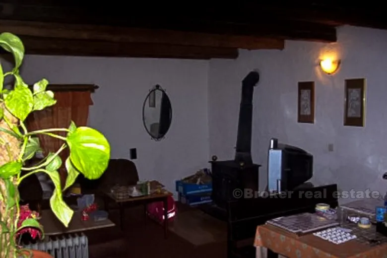 kuća na 3 etaže, na prodaju - slika 5