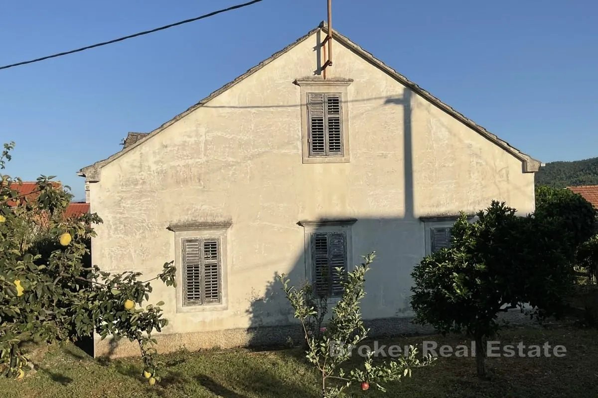 kuća u vinogradskom kraju - slika 2