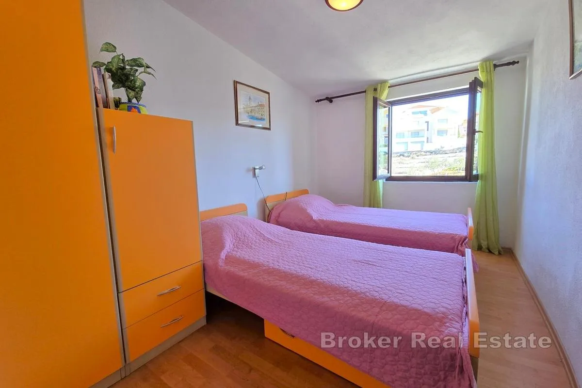 apartmanska kuća s pogledom na more - slika 9