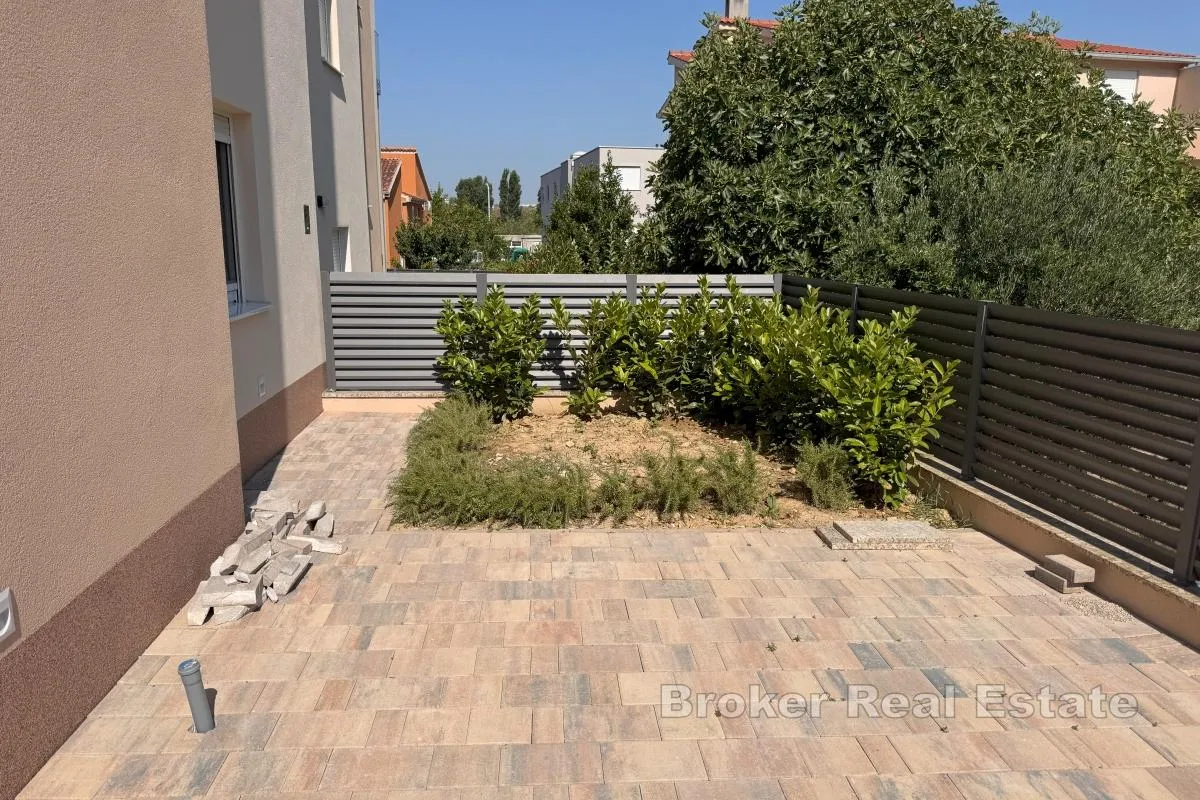 moderan poslovni prostor/apartman - slika 11