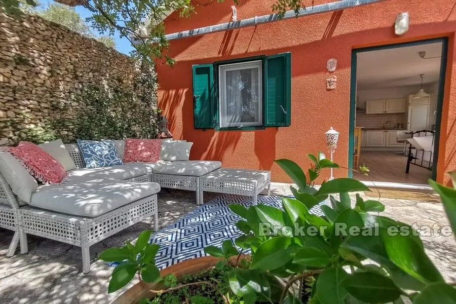 kuća prvi red do mora - slika 5