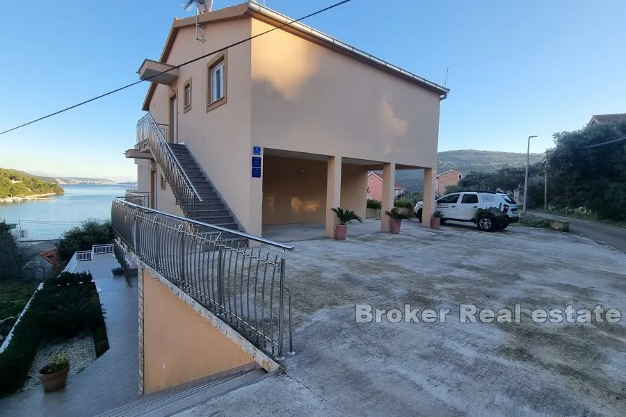 kuća u drugom redu do mora - slika 5