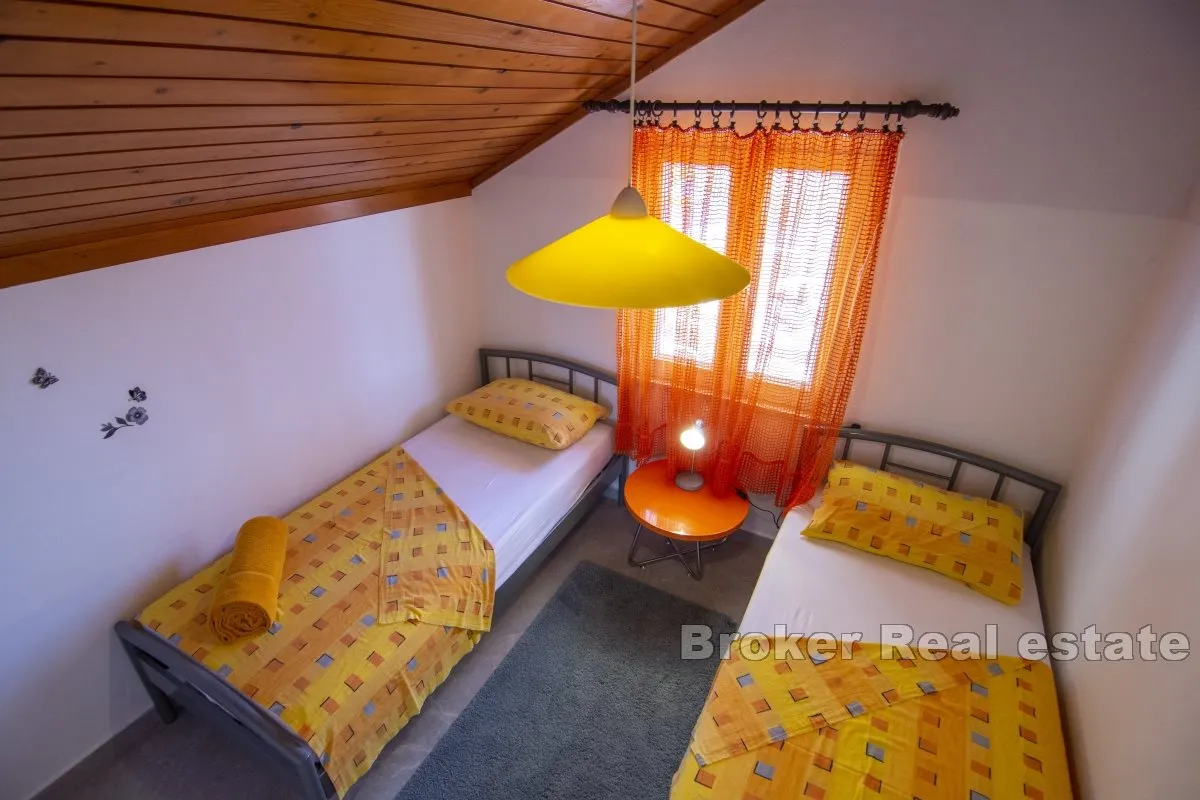kuća u drugom redu od mora s otvorenim pogledom na more - slika 10