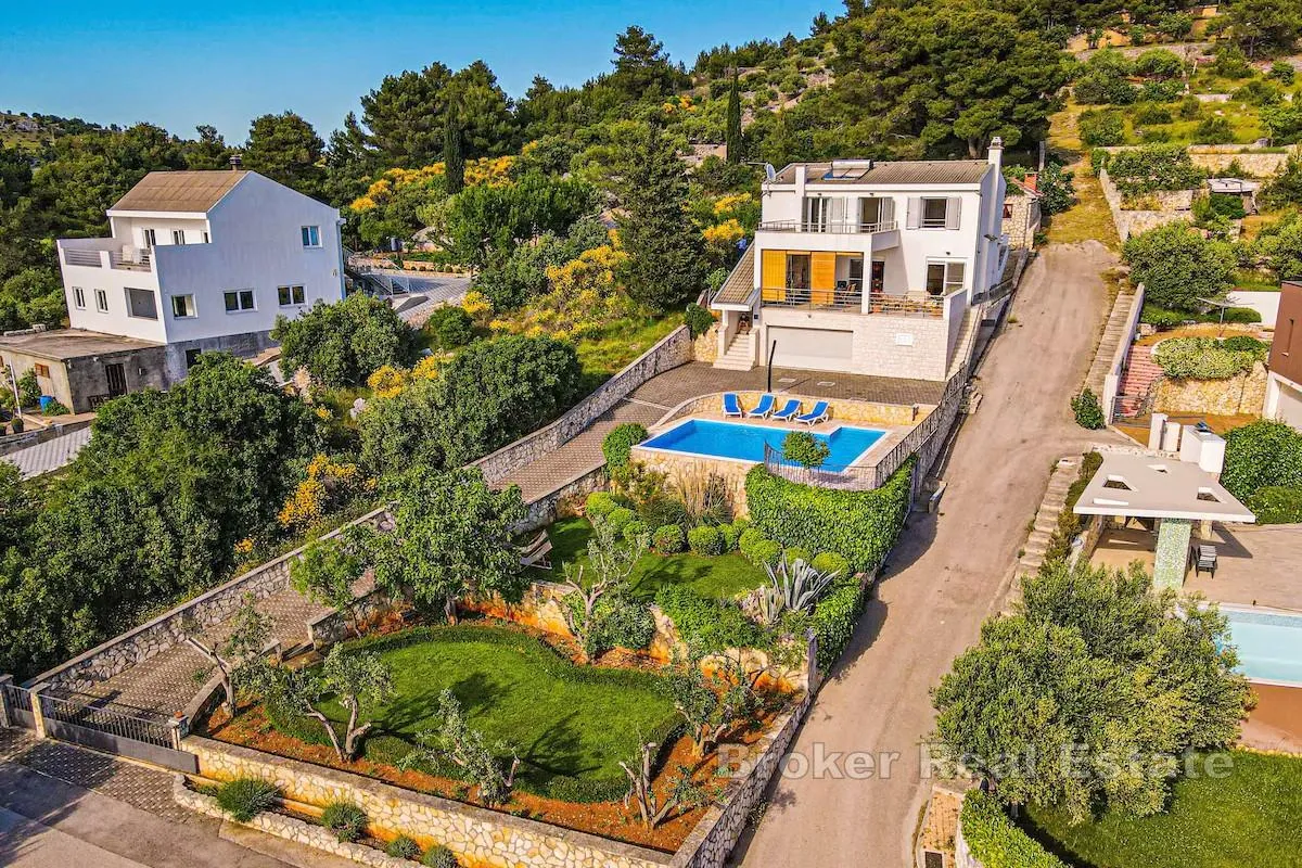 mediteranska vila s panoramskim pogledom na more - slika 4