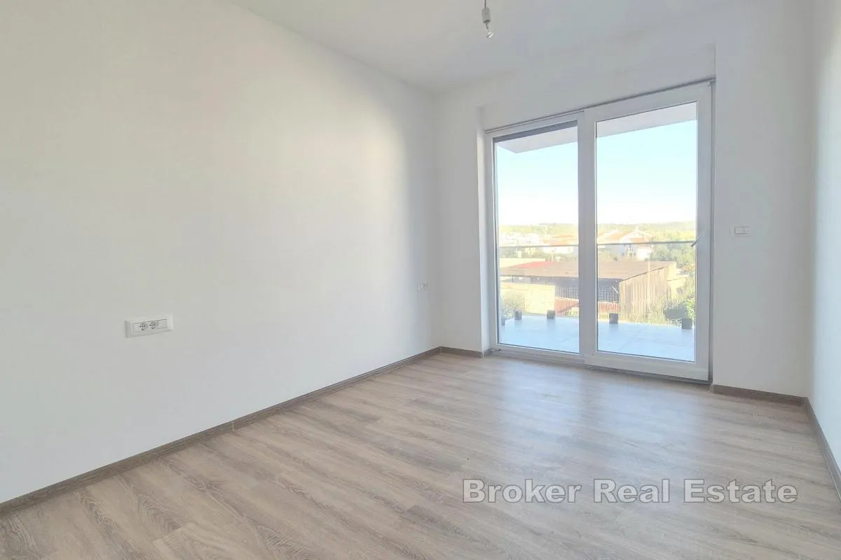 penthouse s krovnom terasom i parkirnim mjestom - slika 5