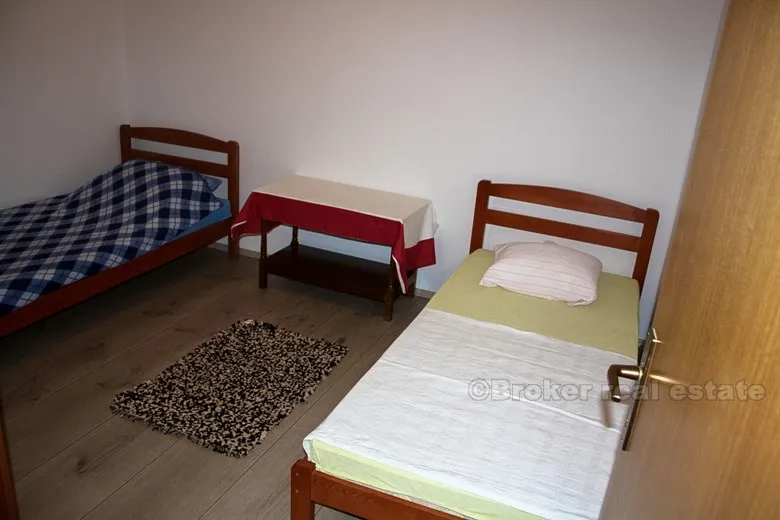 samostojeća obiteljska kuća, na prodaju - slika 11