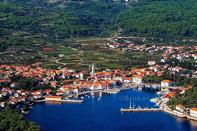 Kamena kuća 460 m², za prodaju - Hvar