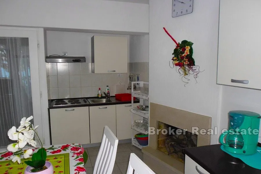 kuća prvi red do mora - slika 11