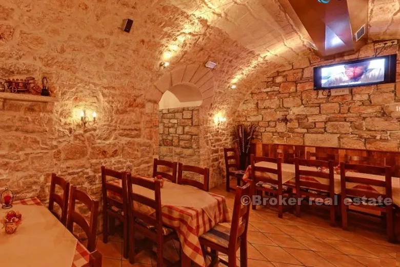 restoran u prvom redu do mora, na prodaju - slika 5