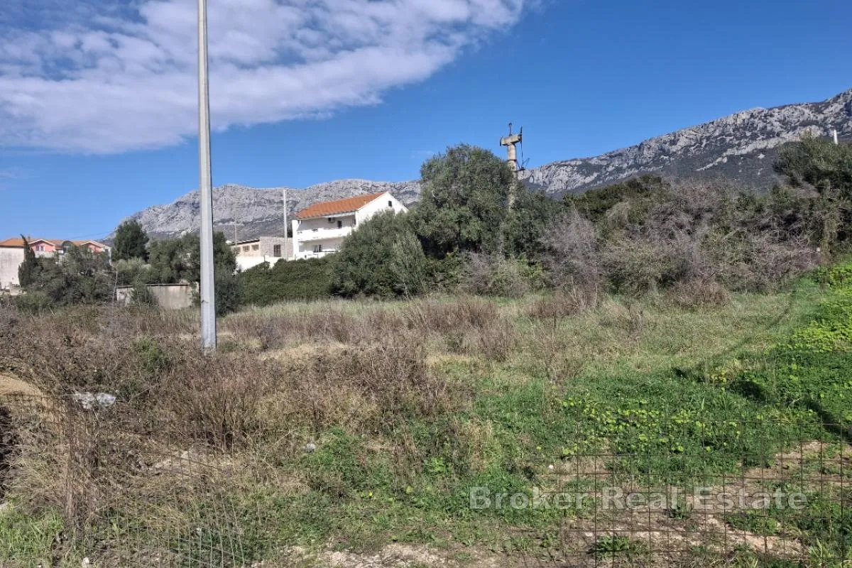 Građevinsko zemljište uz glavnu prometnicu - Kaštel Sućurac, Kaštela