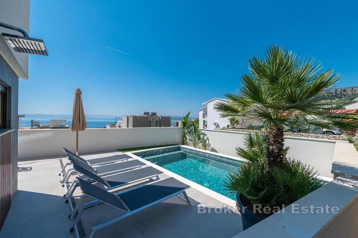 prekrasna vila sa pogledom na mediteransku obalu - slika 4