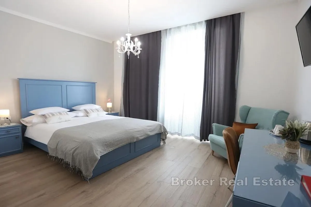 boutique smještaj s 9 luksuznih soba u srcu povijesne jezgre - slika 3