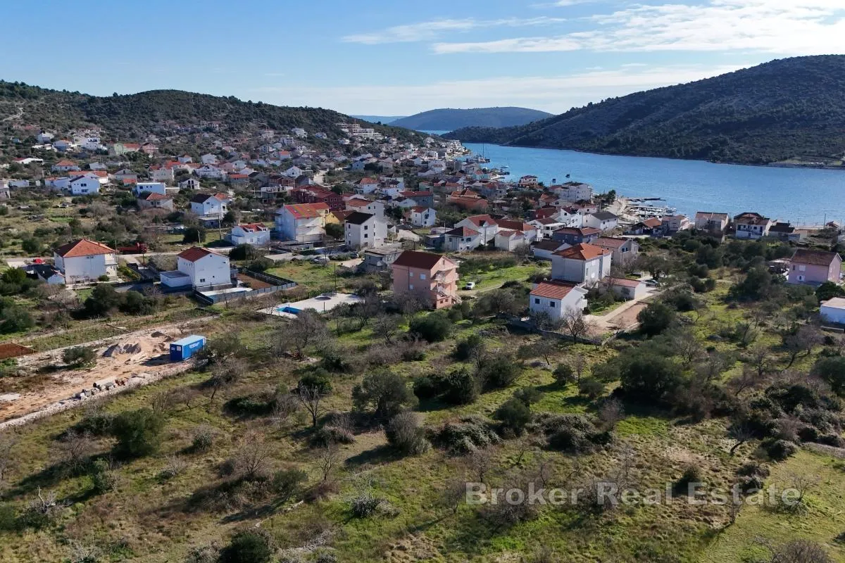 građevinsko zemljište s pogledom na more - slika 3