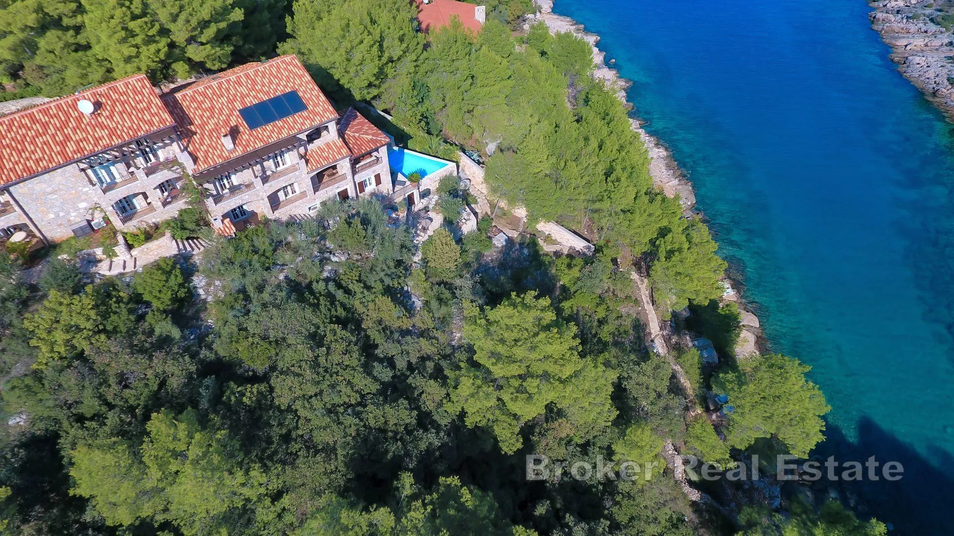 jedinstvena kamena kuća uz more - slika 2