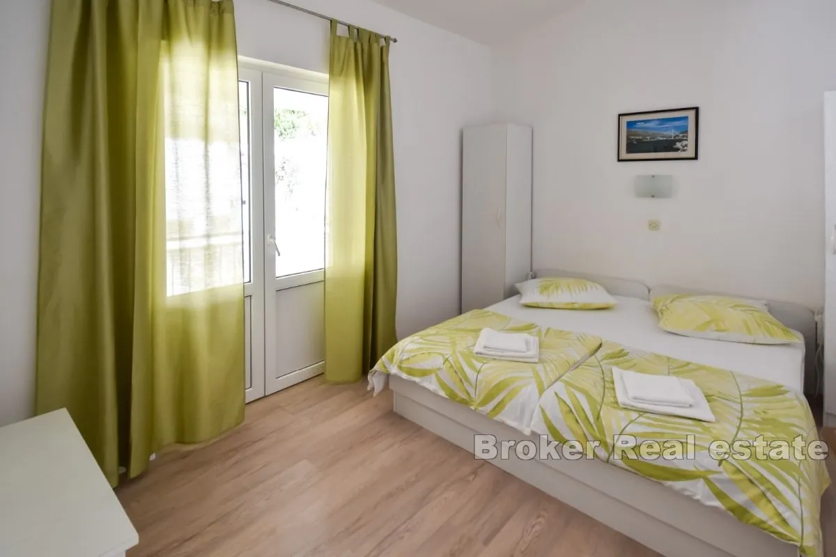 poslovno apartmanska kuca sa prekrasnim pogledom i blizinom mora - slika 14
