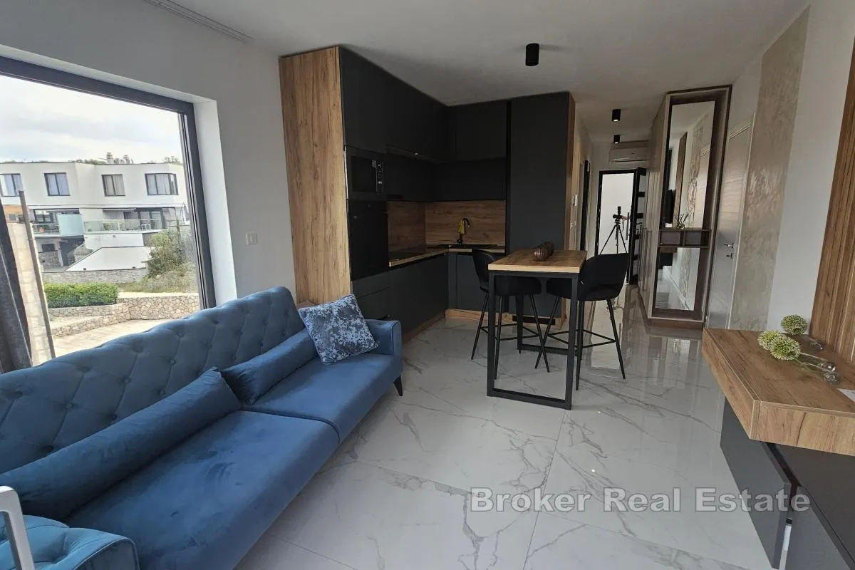 penthouse s dva odvojena stambena dijela - slika 14