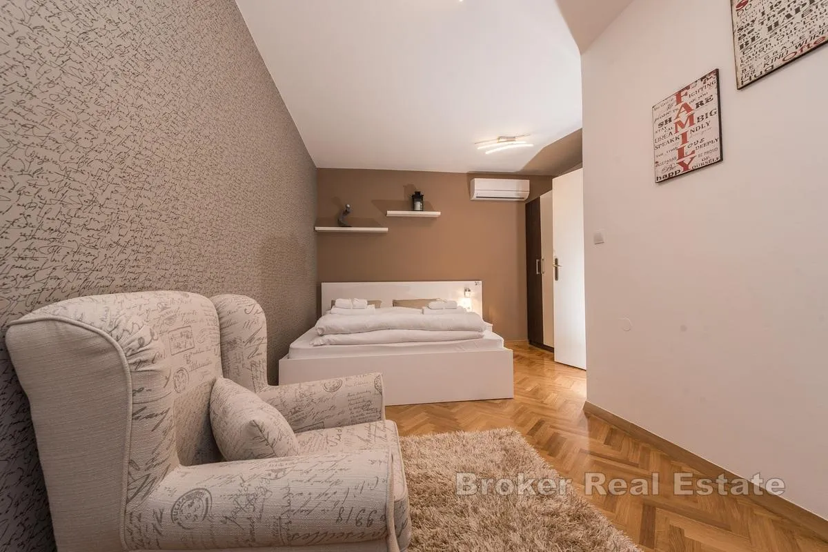 aparthotel u centru grada - slika 7