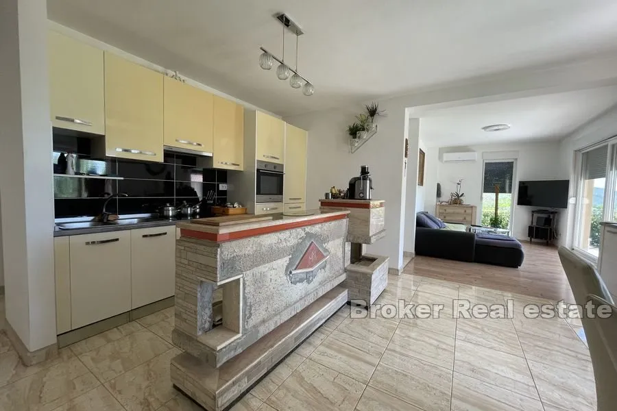 apartmanska kuća s pogledom na more - slika 4