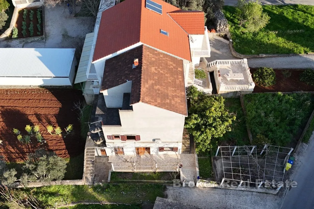 dvojna kuća s pogledom na more - slika 11