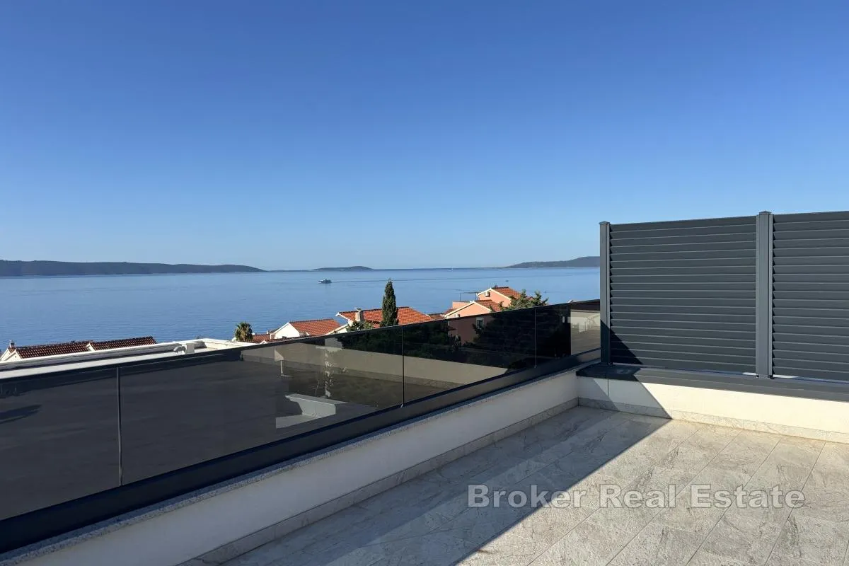 izvanredan penthouse s krovnom terasom blizu mora - slika 14