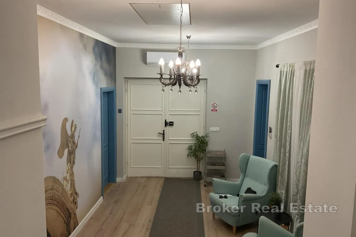 boutique smještaj s 9 luksuznih soba u srcu povijesne jezgre - slika 13