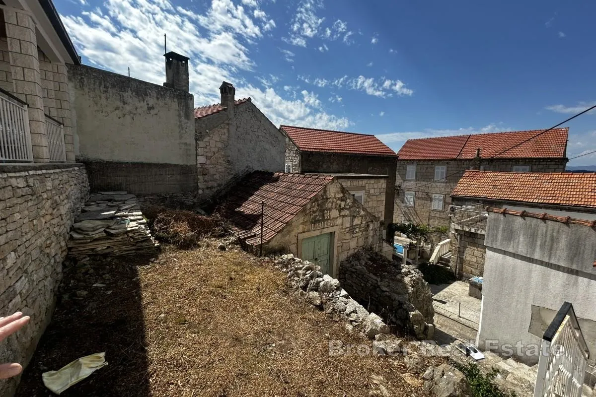 kamena kuća u strogom centru - slika 5