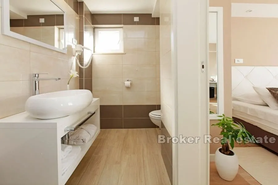 vila - hotel u prvom redu do mora - slika 7