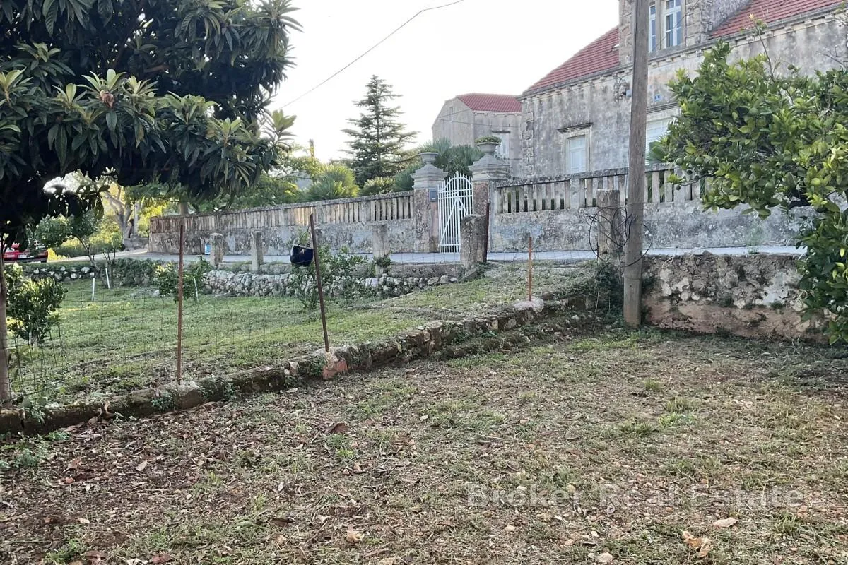 kuća u vinogradskom kraju - slika 8