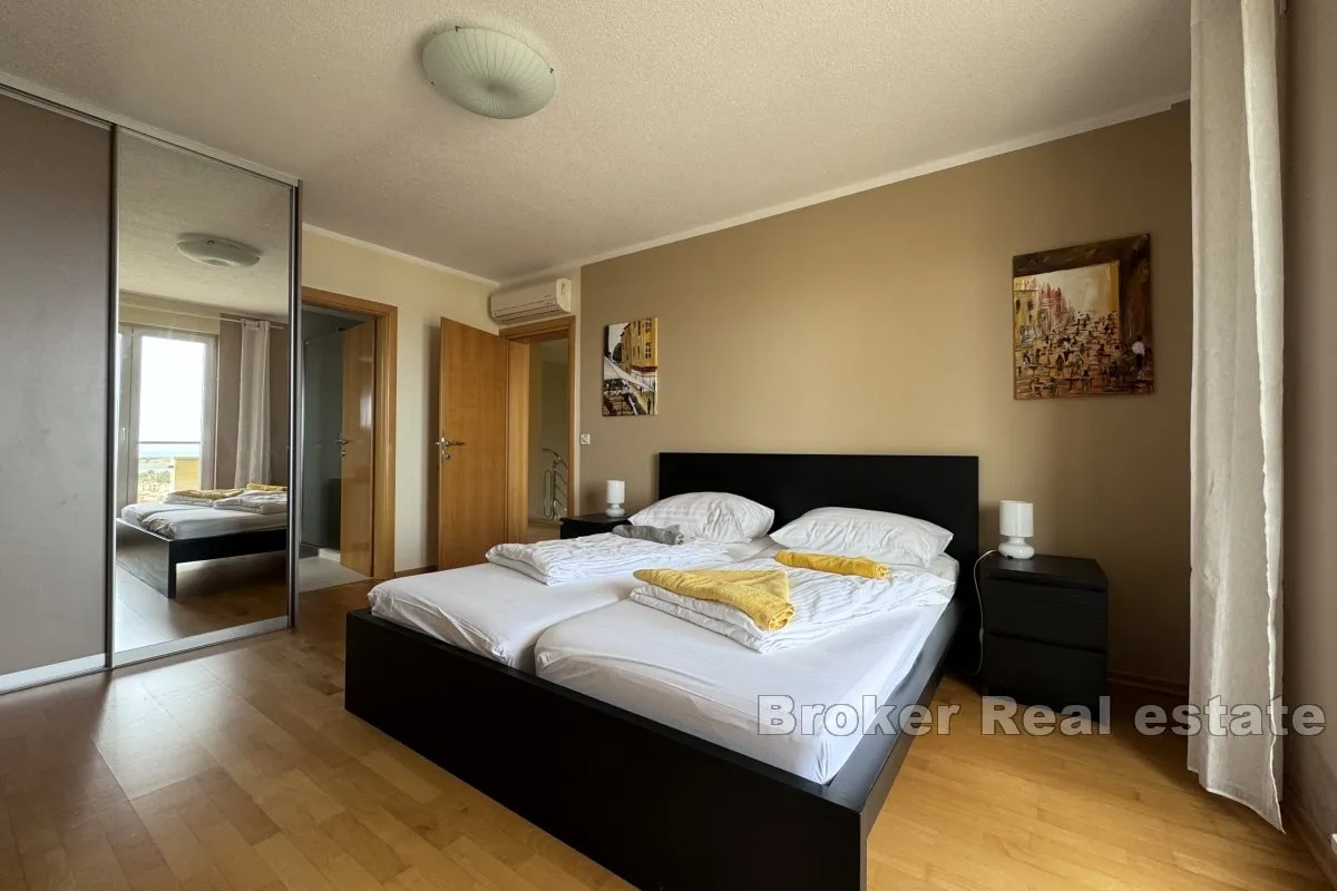 apartman s pogledom na more - slika 8