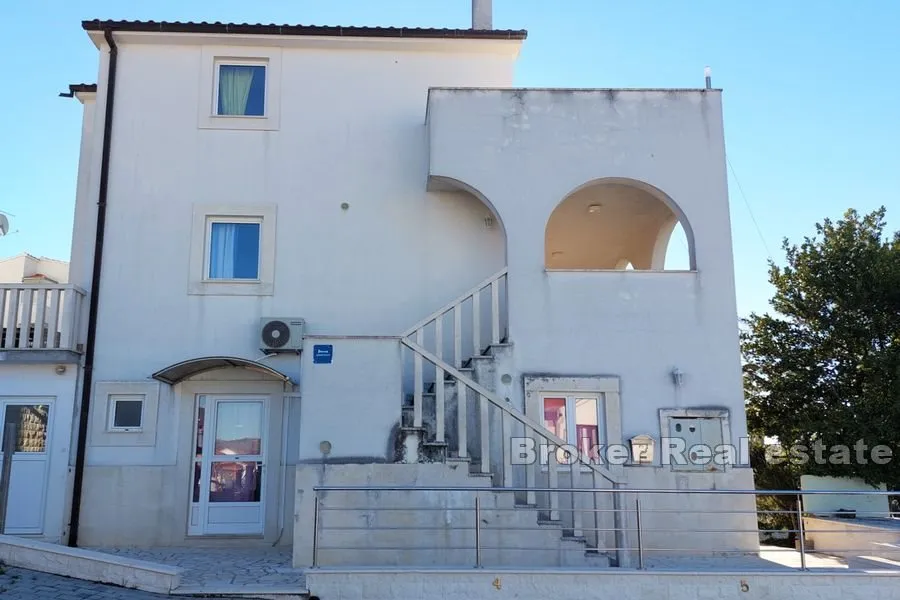 apartmanska kuća s pogledom na more - slika 6