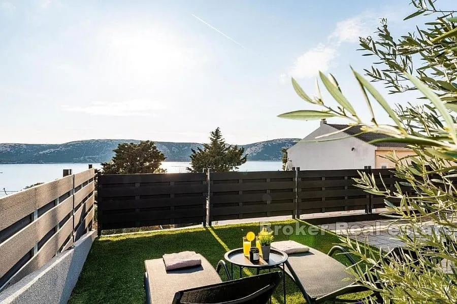 moderna nekretnina s tri apartmana - slika 16