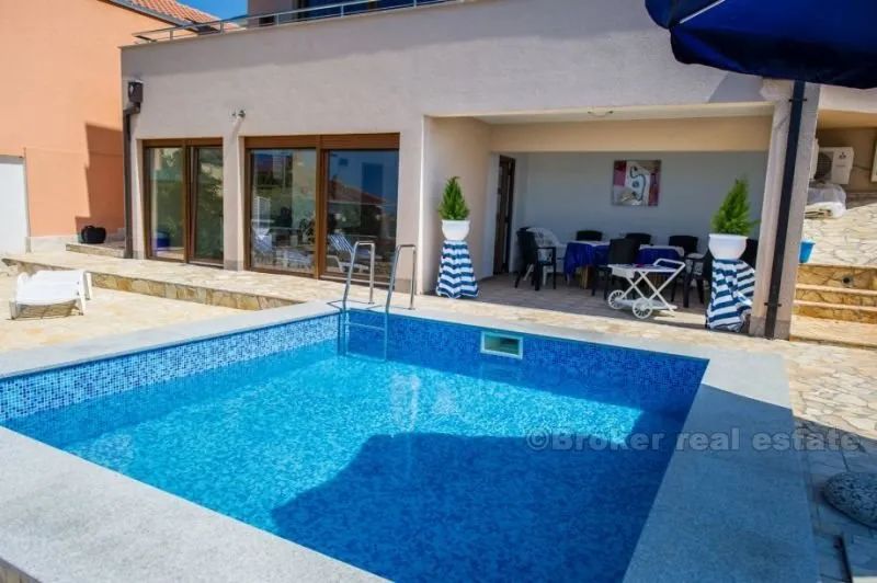 prekrasna i luksuzna vila 200m od mora, na prodaju - slika 10